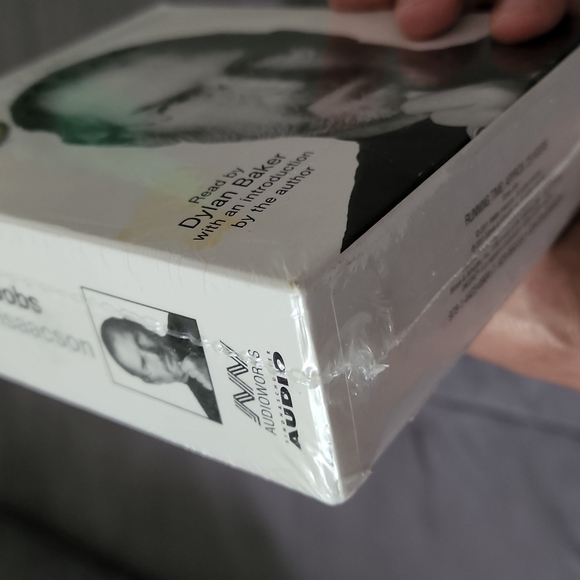 Steve Jobs bundle of book and Audio CD. *Book is used and Audio CD is new sealed - Picture 7 of 9